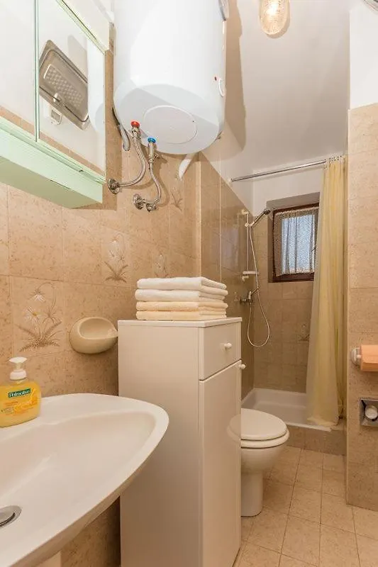 Apartmani Kraljic Punat