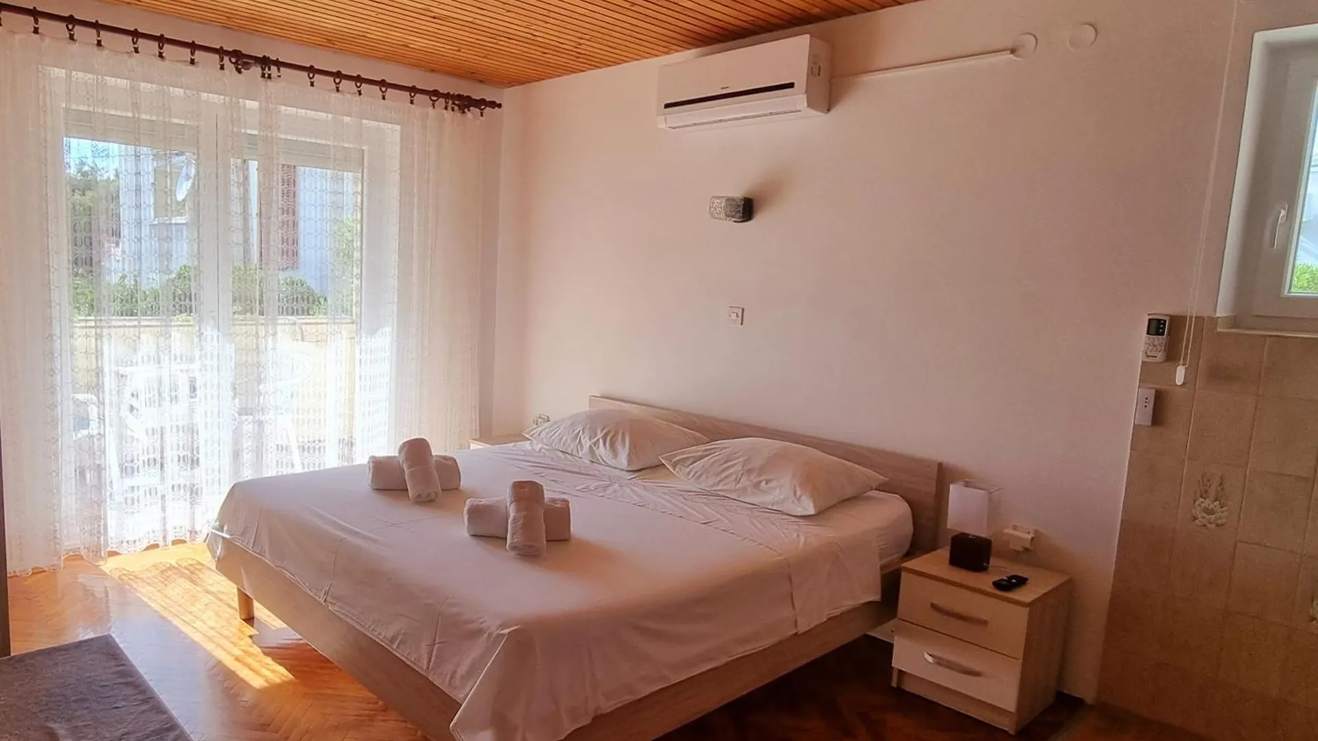 Apartmani Kraljic Punat 0*,  Croatia